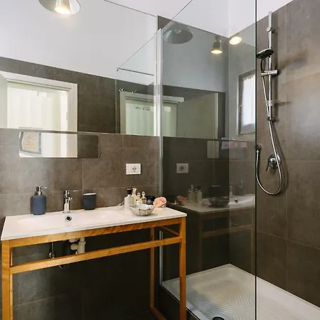 La Piazza By Wonderful Italy * Сиракузы